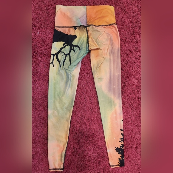 Northern lights yoga pants - Picture 2 of 2